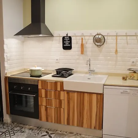 T2p Félix House